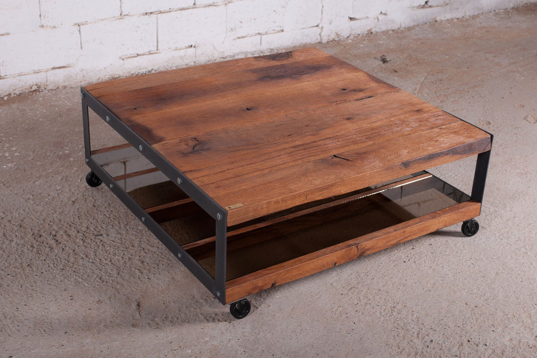 Club Table