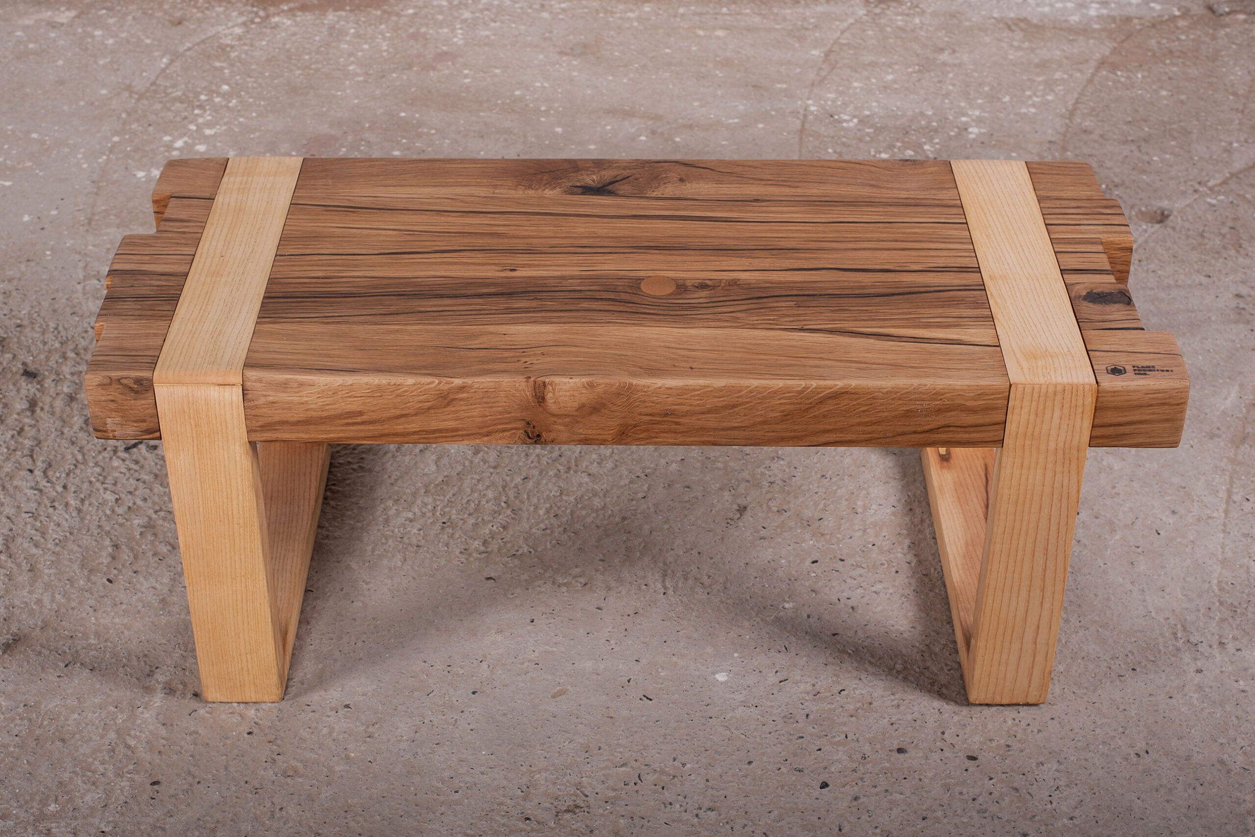Club Table