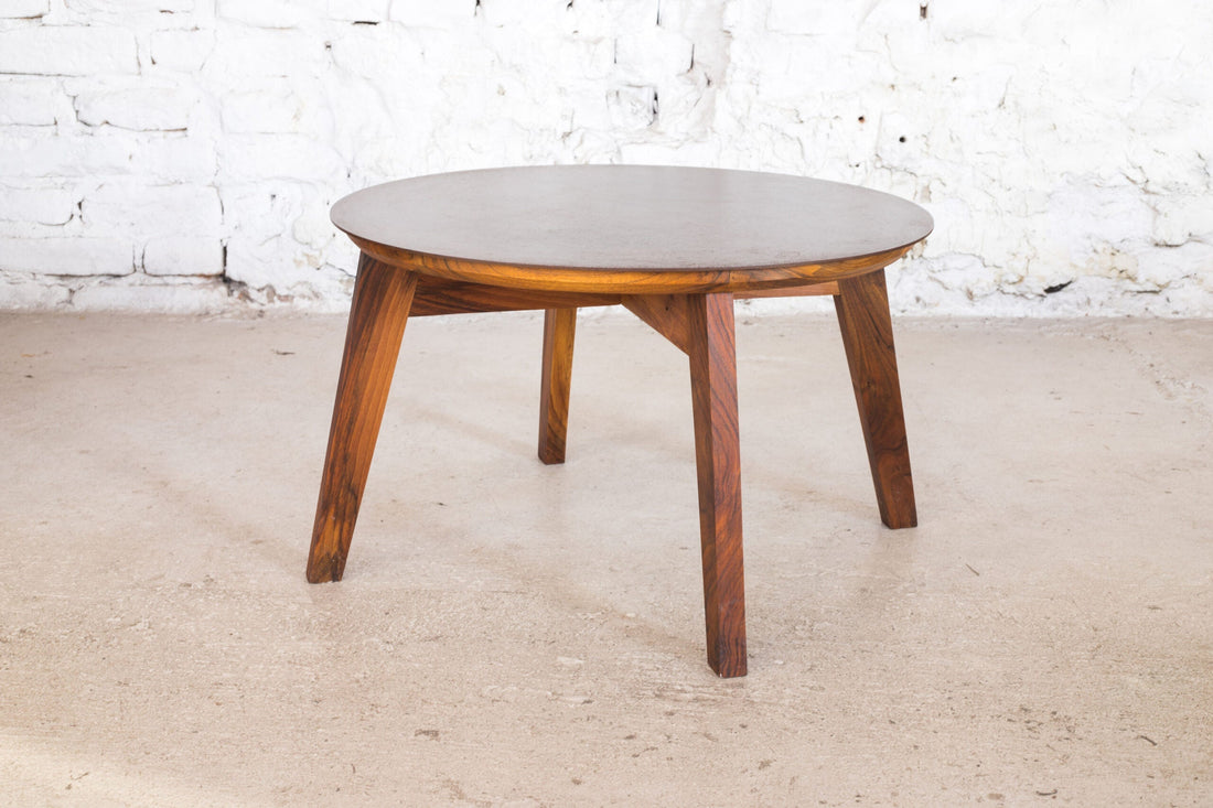 Club Table